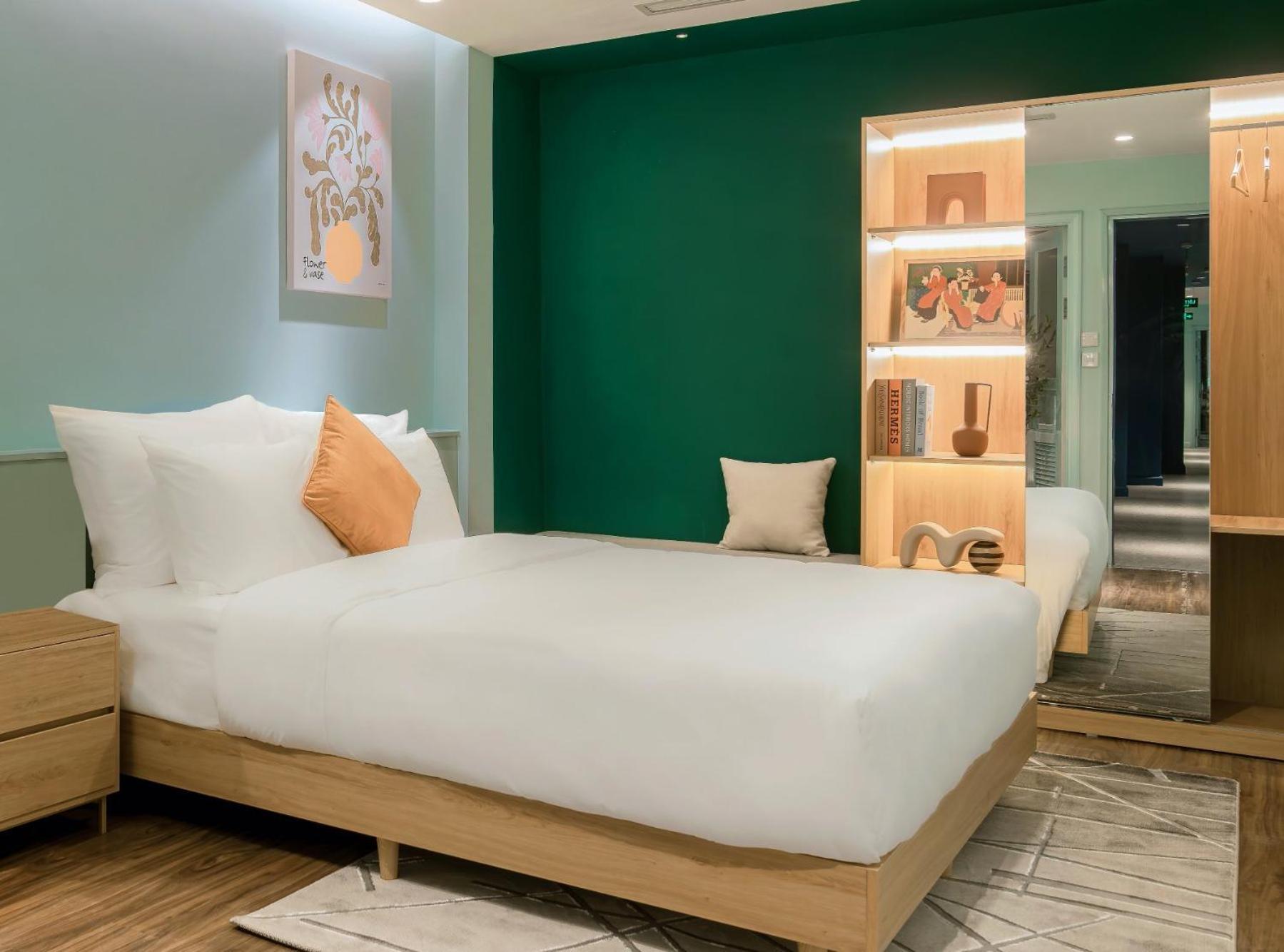 M Village Hotel Ho Guom Hanoi Exterior photo